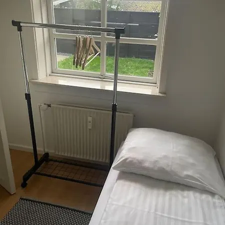 2 Bedroom Near The Sea * Tisvilde
