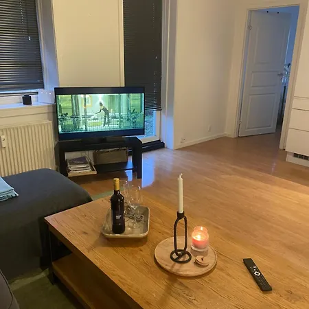 2 Bedroom Near The Sea *
